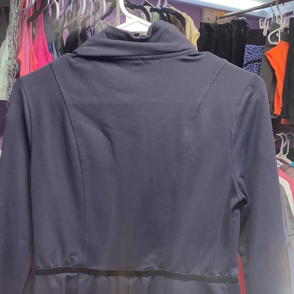 Black Ladies DIADORA hoodie zipper sweater great shape activewear size S/P - Picture 7 of 7